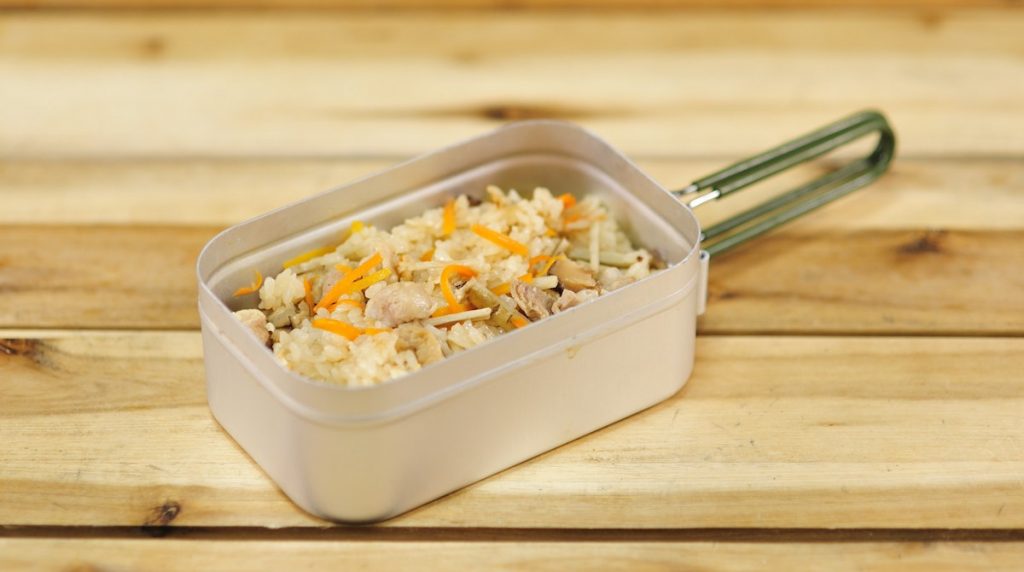 五目炊き込みご飯 メスティンのレシピ